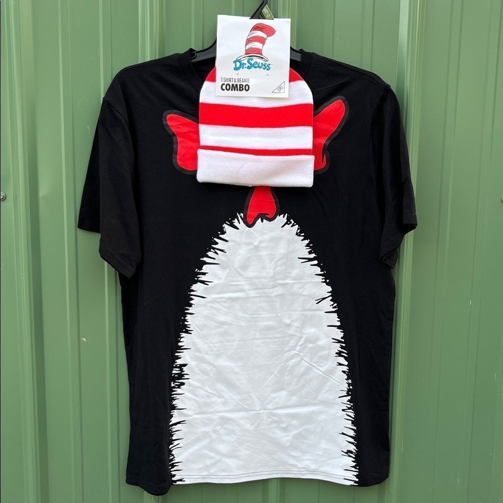 Men’s The Cat In The Hat Graphic Halloween T-Shirt and Matching Beanie, Size L